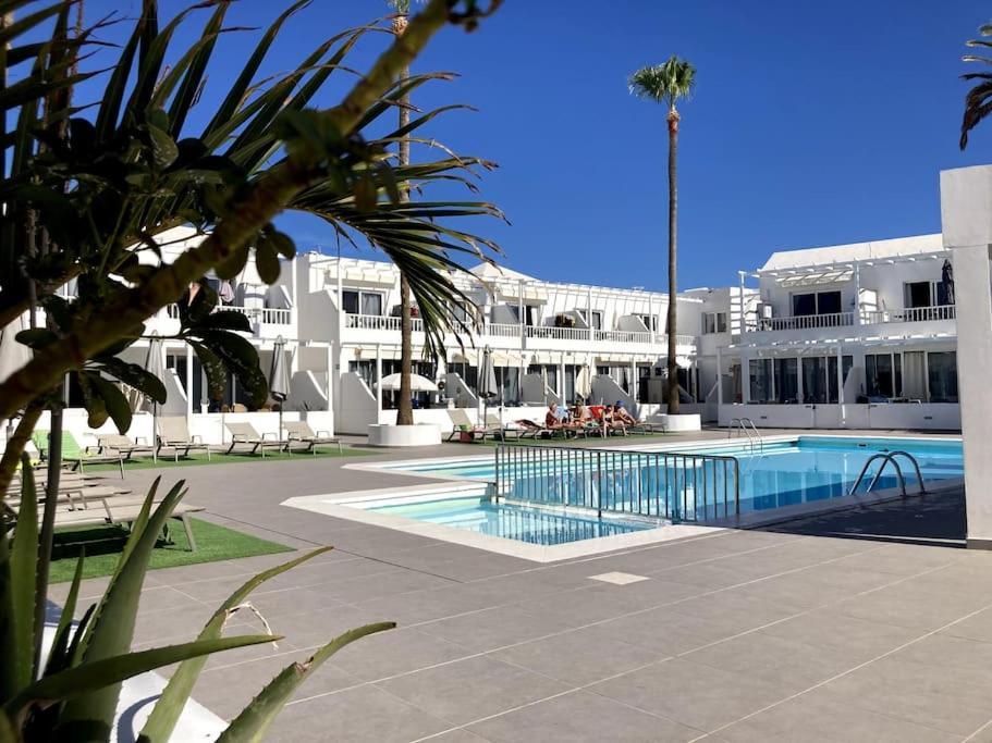 Puerto Del Carmen Airconditioned 2bed Poolside Апартаменты